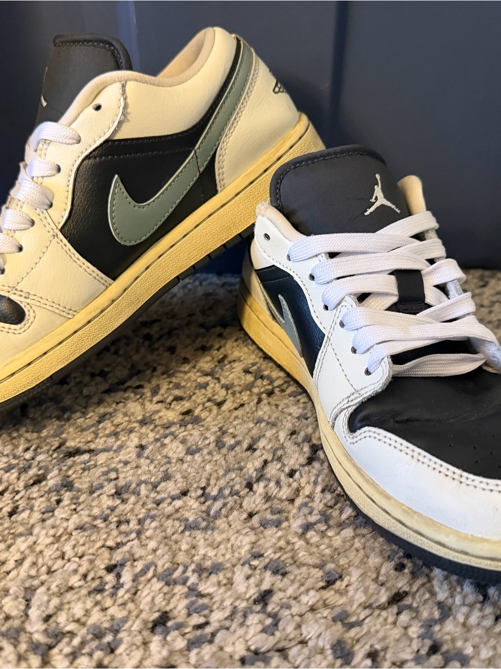 Nike Low-Top Sneakers — White, Black & Sage